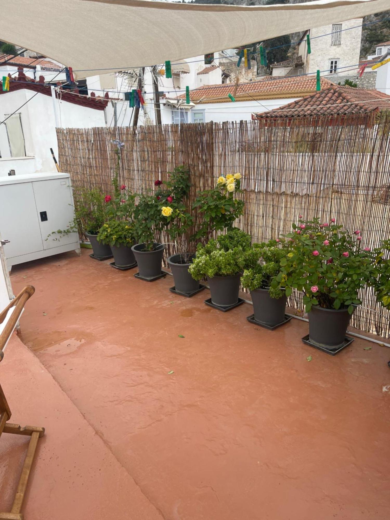 Rania'S House Villa İdra Dış mekan fotoğraf