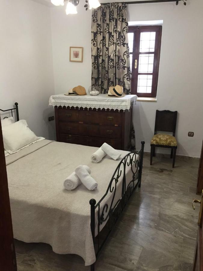 Rania'S House Villa İdra Dış mekan fotoğraf